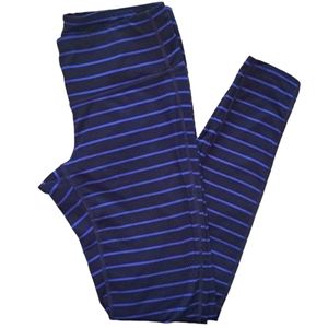Athleta Blue Striped Capri Length Leggings Size Small
